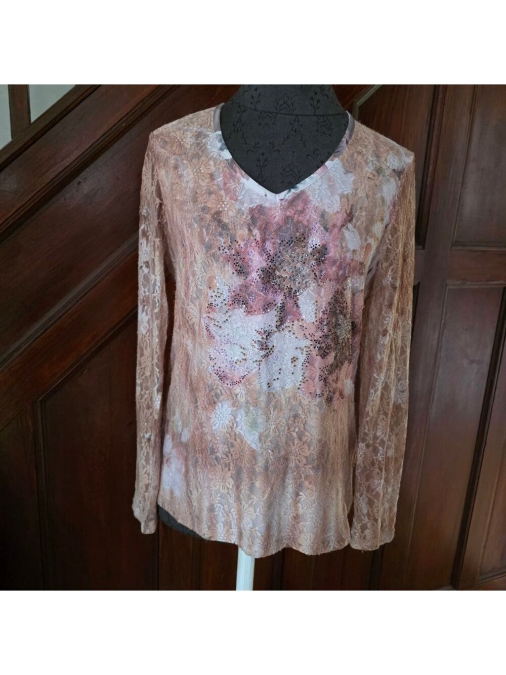 Chicos Lace Floral Top With Rhinestone Detail Long Sleeve Size M Sheer Overlay